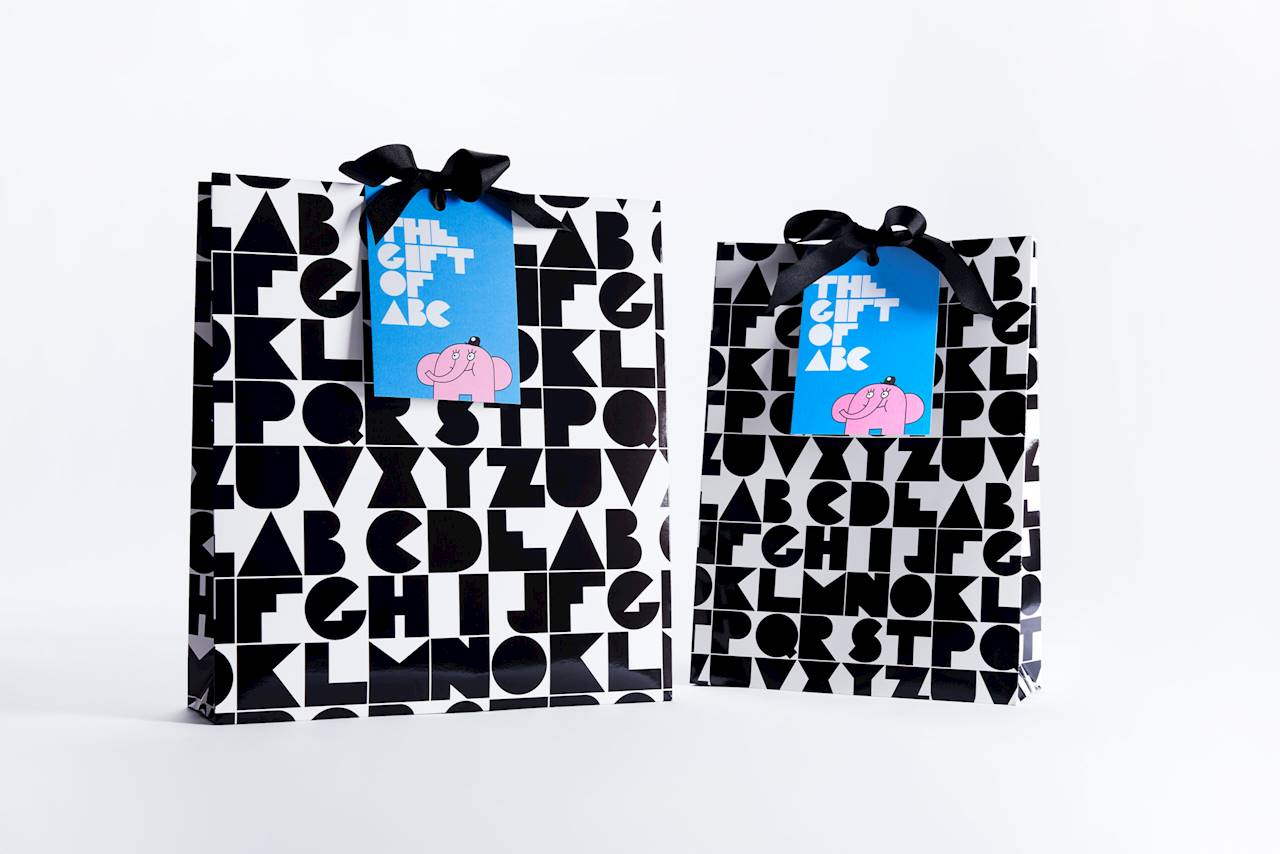 Julkampanj: A Day's March × Läxhjälpen = The Gift of ABC